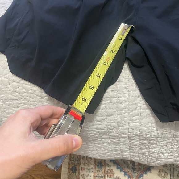 Fabletics athletic shorts. Size L - Picture 3 of 3